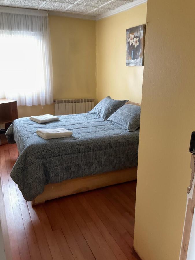 Hostal Balmaceda ปุนตาอาเรนาส ภายนอก รูปภาพ